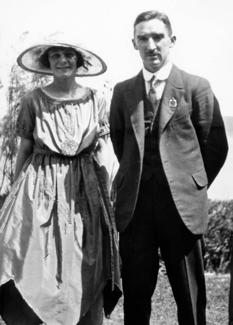 Eleanor and Eric Dark at their wedding in 1922 |  <i>Source: Local Studies Collection - Blue Mountains City Library</i>